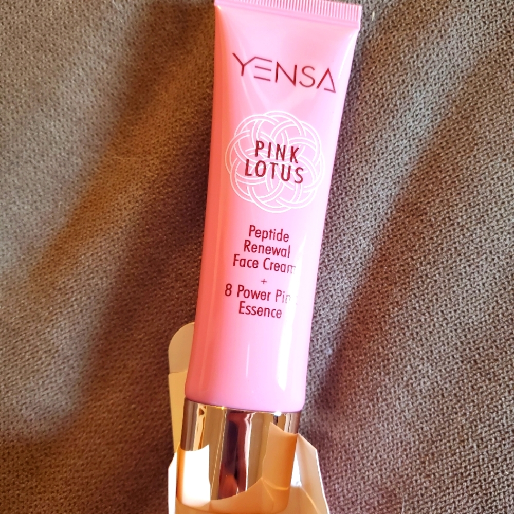 YENSA Pink Lotus Peptide Renewal Face Cream